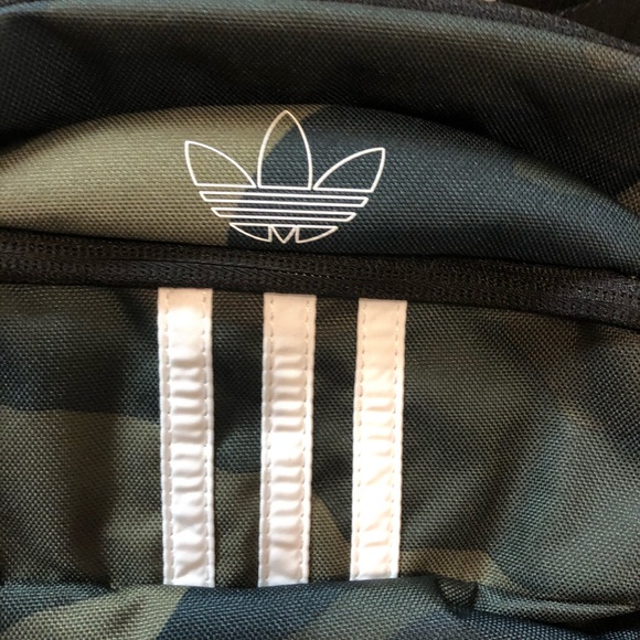🎉 HP 🎉 🆕 adidas National 3 Stripes Waist Pack Camo - Picture 5 of 16